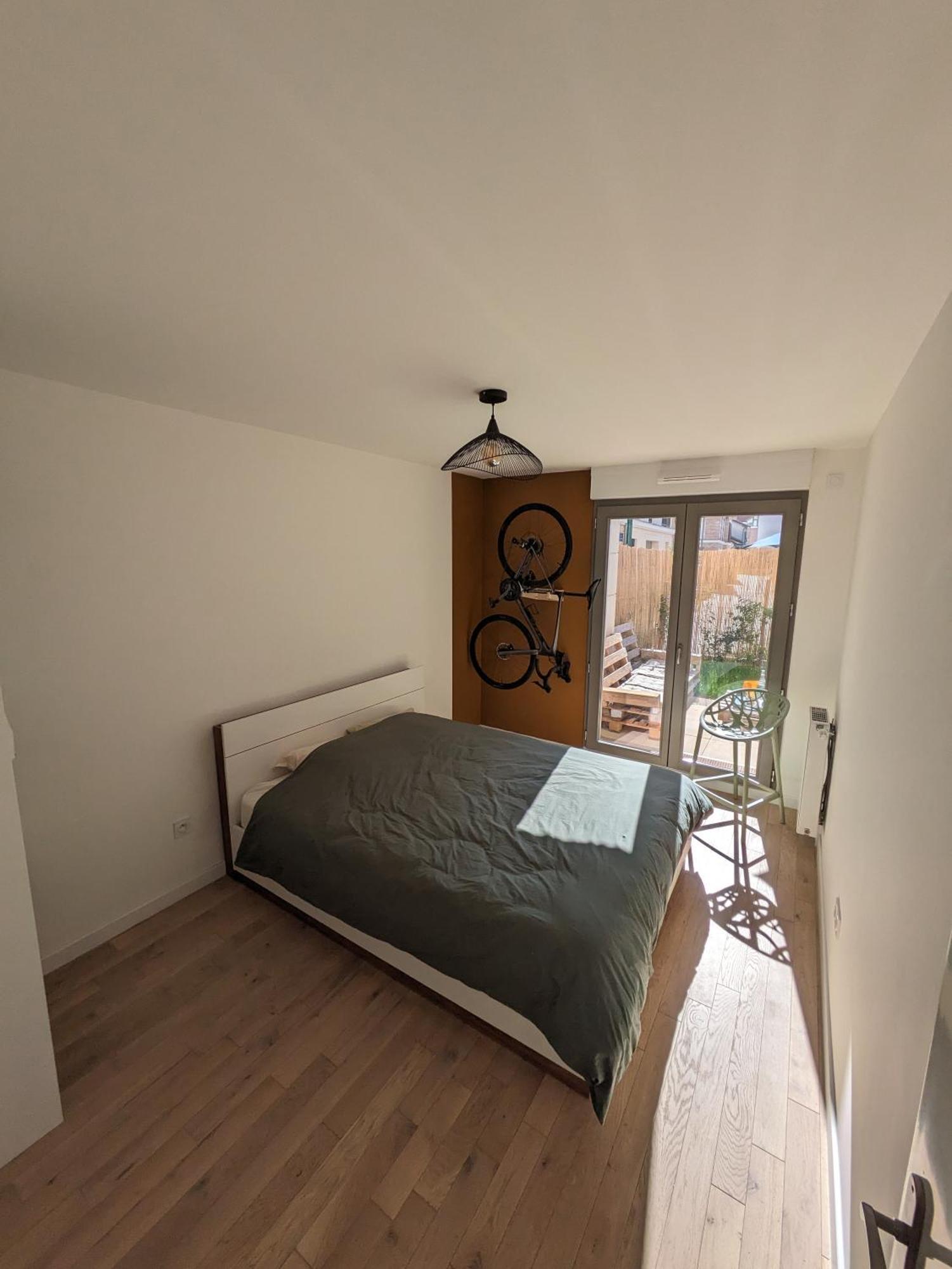 Appartement De Standing Avec Jardin Clamart Kültér fotó